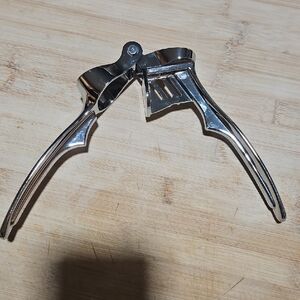 Heavy Duty Garlic Press